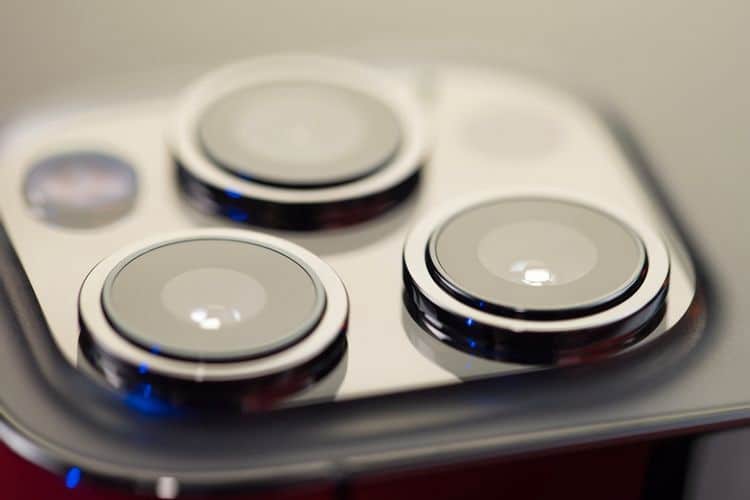 صورة لـ مقارنة بين كاميرا Galaxy S21 Ultra وكاميرا iPhone 13 Pro Max: أبرز الاختلافات الرئيسية | 1AjXfyuRUrMx3VFSfA2D3Yg-DzTechs