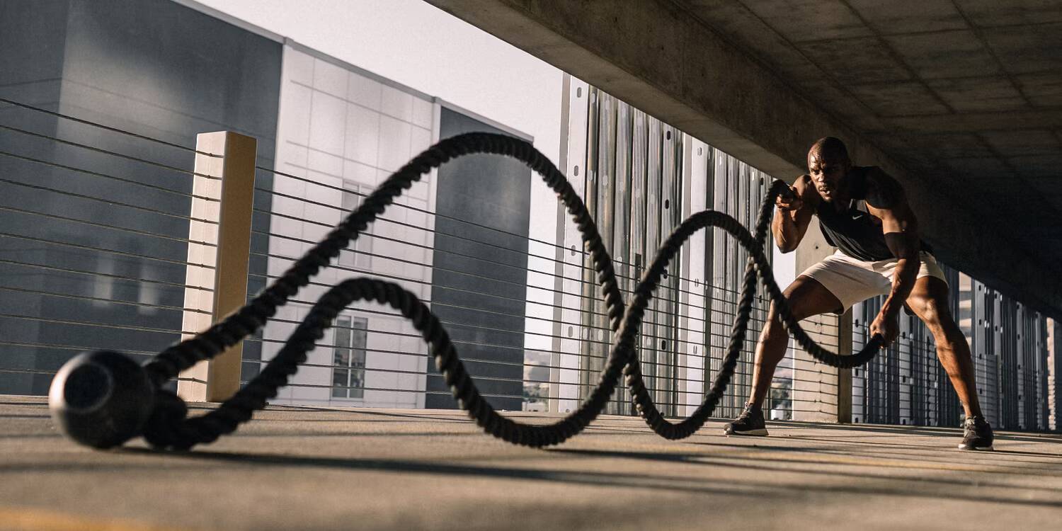 صورة لـ أفضل السمات التي يجب أن يمتلكها كل رائد أعمال مُبدع | man-working-out