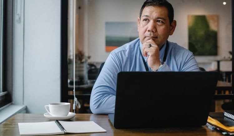 صورة لـ كيف تتعامل مع وظيفة جديدة لا تُحبها | 1N6is9YxjQz4pGO_ZfVDLfw-DzTechs