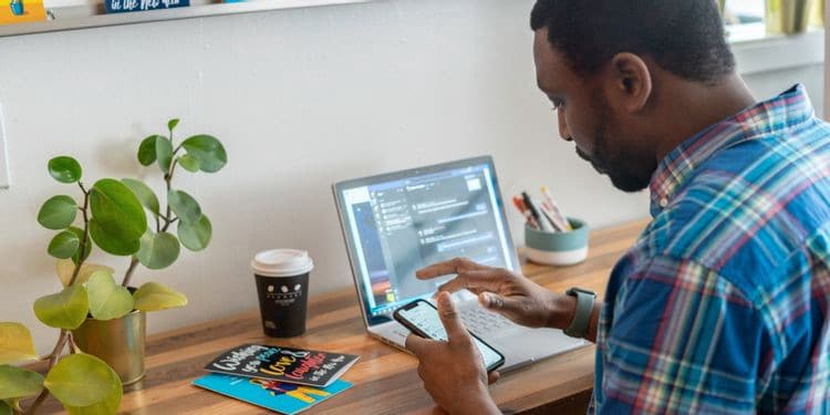 صورة لـ كيف تتعامل مع وظيفة جديدة لا تُحبها | 1Ox7V9zQ26s1LHNnIuCWy-A-DzTechs