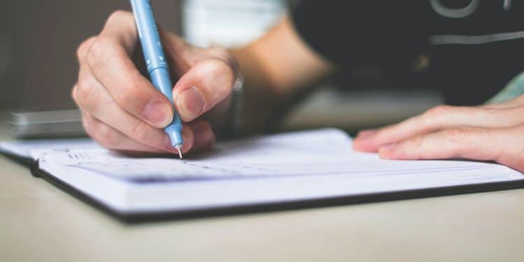 صورة لـ كيف تجد لنفسك الوظيفة المثالية في خطوات بسيطة | 1YLGdkD2ATilfQlsXOBOMSA-DzTechs