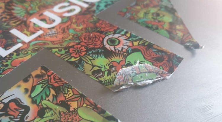 صورة لـ كيفية إزالة الملصقات من جهاز الكمبيوتر الخاص بك | 1rU9lZuMGS3hVmshKifiiNA-DzTechs