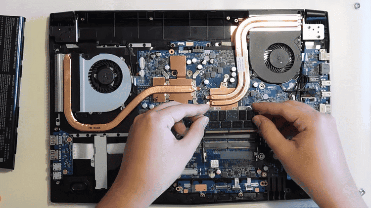 صورة لـ هل الكمبيوتر المحمول المعياري هو أفضل طريقة لإنشاء جهازك المُخصص؟ | 1LmU1JxkiJCNRi6e0y4seIw-DzTechs