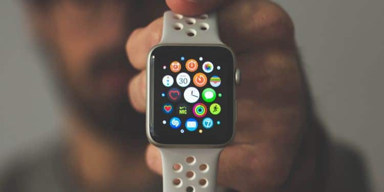 صورة لـ هل يُمكنك استخدام Apple Watch مع هاتف Android؟ | 1P8ls_RkXRxNLm5X4gfuttw-DzTechs