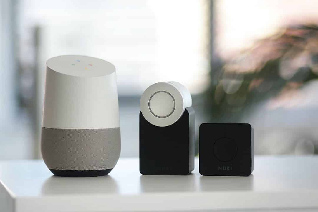 صورة لـ مقارنة بين Amazon Alexa و Google Home وبين Apple HomeKit: ما هو أفضل نظام منزل ذكي؟ | 176A4C9_Tsbk-4whyf80Zcg-DzTechs