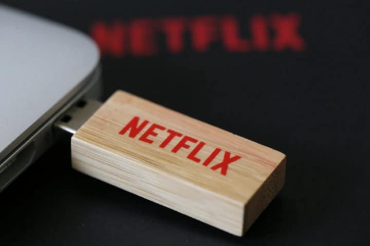 صورة لـ استخدام شبكة VPN مع Netflix: هل هي قانونية وأخلاقية؟ | 1HLQI8WYa_xZlGd8MuUiLIg-DzTechs