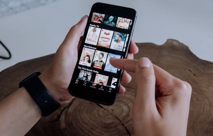 صورة لـ استخدام شبكة VPN مع Netflix: هل هي قانونية وأخلاقية؟ | 1yLQSAwF3P27ZLO3OwBJ_Rw-DzTechs