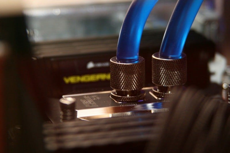 صورة لـ ما هو مبرد “الكل في واحد”؟ هل أحتاج إلى واحد لكمبيوتر الألعاب؟ | 1FYXCIOmUr27tJTYBU_btAQ-DzTechs