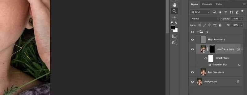 صورة لـ كيفية تنقيح البشرة باستخدام فصل التردد في Photoshop | 1N7MBdS2iaS4KVzBVRFb4tg-DzTechs