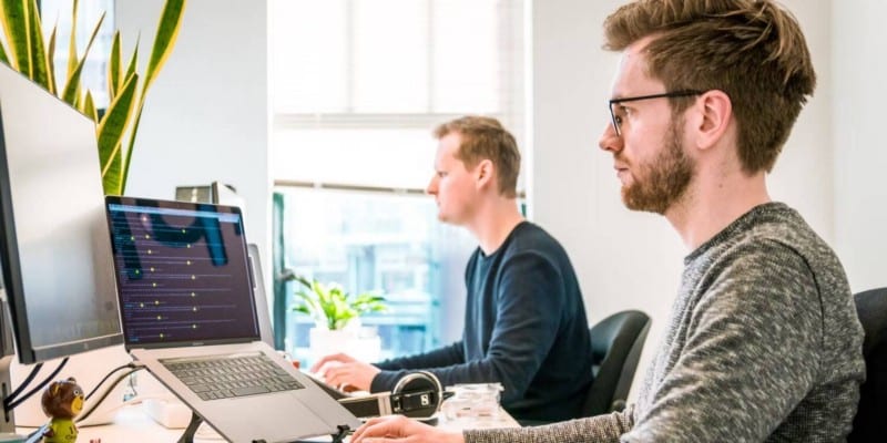 صورة لـ كيفية تحقيق الربح على YouTube إذا لم تكن مُؤهلاً: أفضل الطرق | 2_1wA0QaGw1cIfxbIMCckunDQ-DzTechs