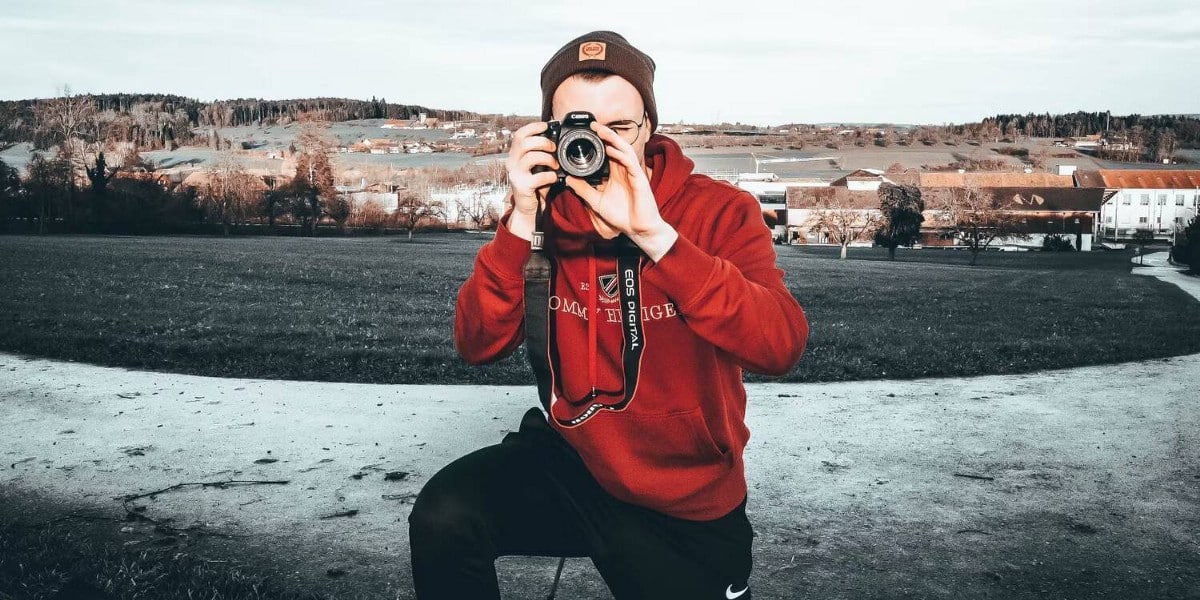 صورة لـ متى تستخدم وضع التصوير المُستمر على الكاميرا | 10b_xjfc-OJtC0jhout-_g-DzTechs