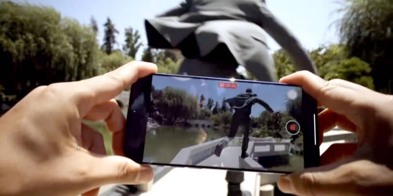 صورة لـ ميزات iPhone 14 Pro التي قدمتها هواتف Android من قبل | 1AXN7qgNsksLS0-7SXJfoQA-DzTechs