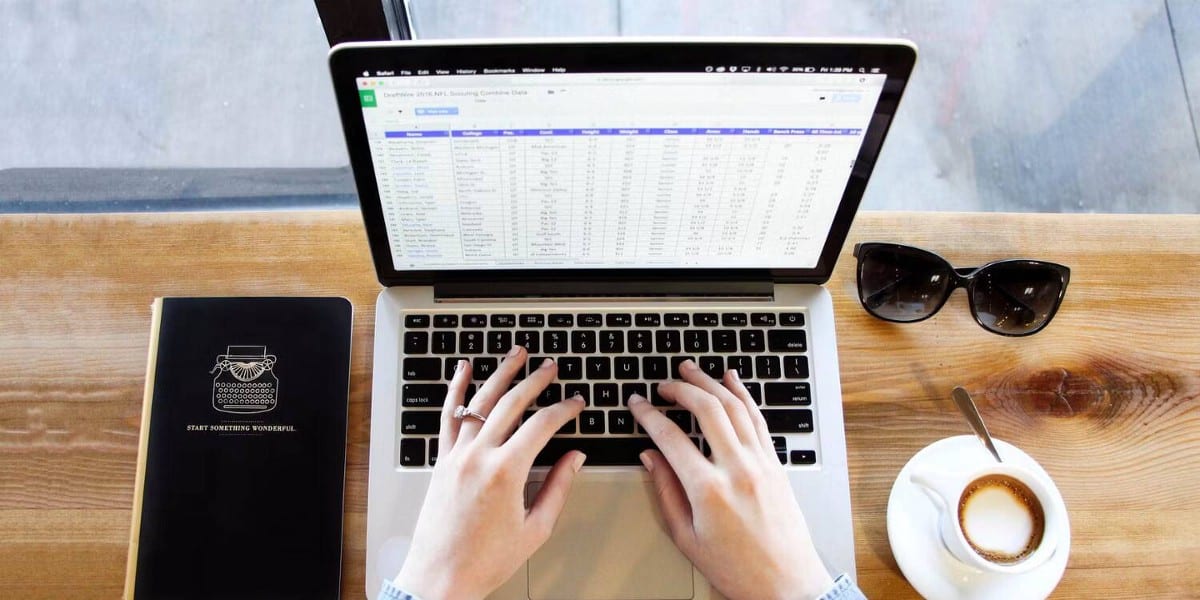 صورة لـ نصائح لتوسيع نطاق عملك في الكتابة المُستقلة | 1UyzGhXbVwMfYh3b4CY6nag-DzTechs