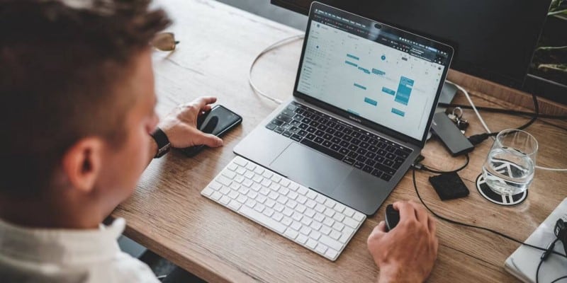 صورة لـ من هو مدير المنتج؟ إليك كيف يُمكنك أن تصبح واحدًا | 13ac3bzHtVITX-DocNwXM9A-DzTechs