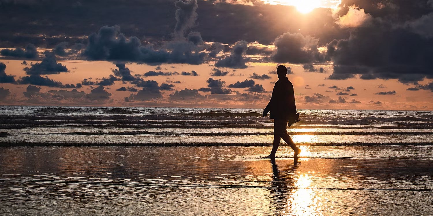 صورة لـ طرق التعامل مع القلق والاكتئاب خلال موسم العطلات | 1Kzd2C3erQi8F7knSpa5UxQ-DzTechs