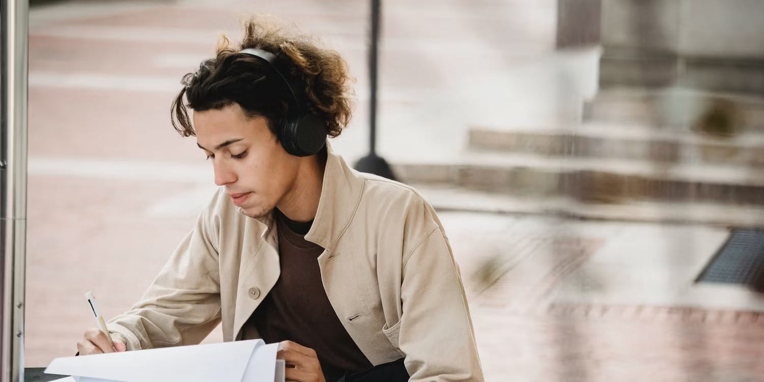 صورة لـ كيف تبدأ وظيفة في مجال التكنولوجيا بدون خبرة | 1n34X-2_o5uGzMPwpBpNitA-DzTechs