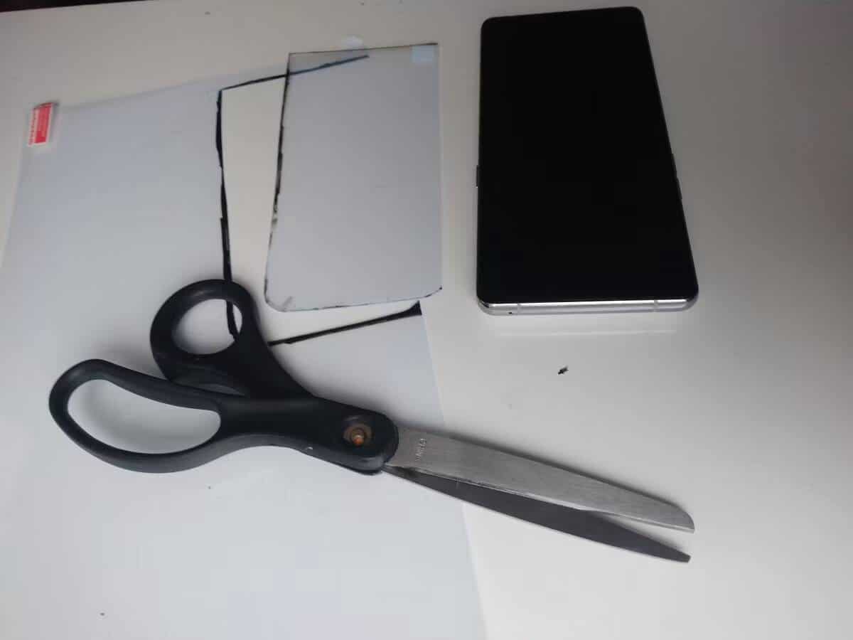 صورة لـ كيفية تركيب واقي الشاشة: أفضل الطرق | 1pnTtDvaW4SCyk9oIfIunOA-DzTechs