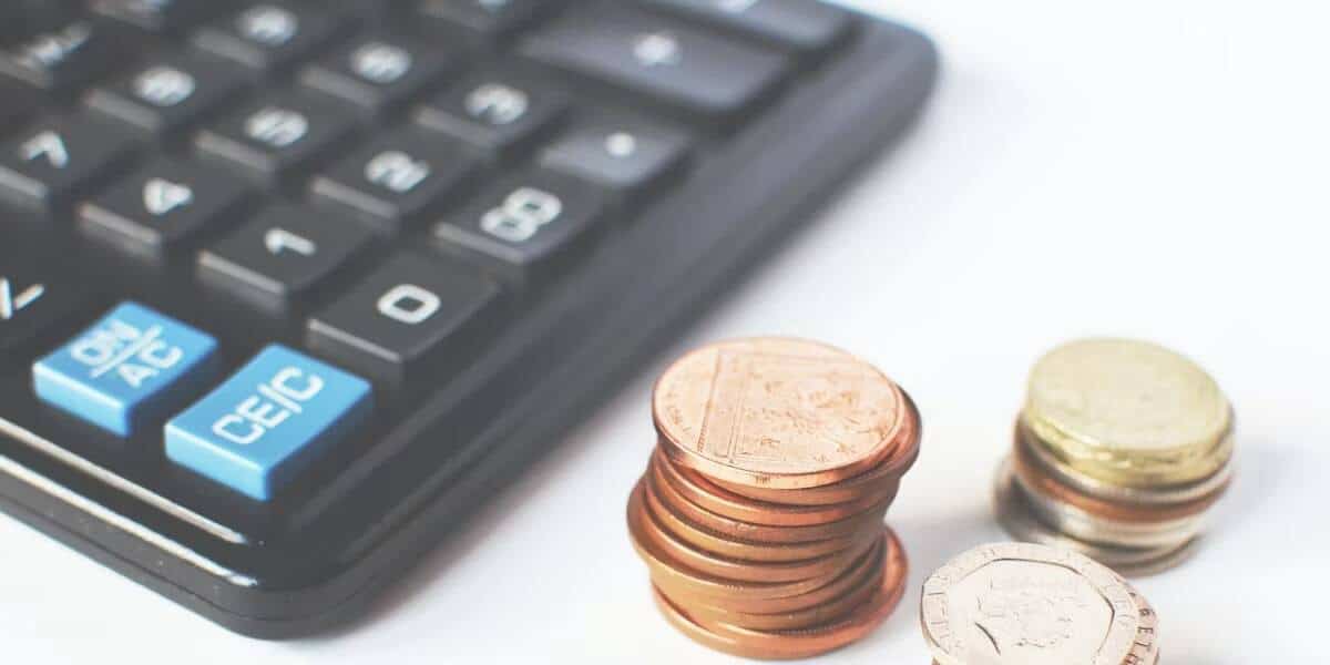 صورة لـ ما هو حجم الصفقة في العملات المُشفرة؟ حاسبات حجم الصفقة المجانية | 1Q_4EwKUuNNZEIBuk1Fgixw-DzTechs