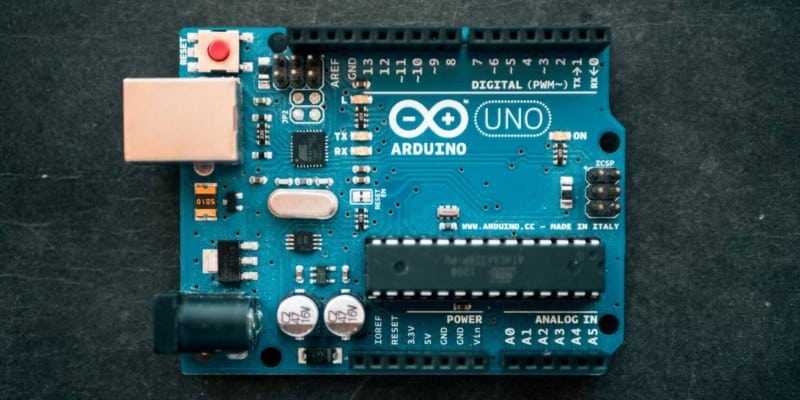 صورة لـ إيجابيات وسلبيات استخدام النسخة المُستنسخة من Arduino في مشاريعك | 1aX0Pop6PYkyIRNJFoW5q2g-DzTechs