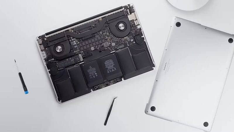صورة لـ الأسباب التي تجعل الـ MacBook Pro مقاس 14 بوصة صفقة مُميزة | 1lKRuc93itUuSdGRGMPhiPg-DzTechs