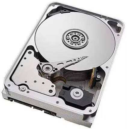 Image des disques durs les meilleurs et les plus fiables | Seagate-Exos-X14-drive.avif_