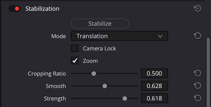 صورة لـ كيفية إصلاح اللقطات المُهتزة في DaVinci Resolve باستخدام ميزة الاستقرار | 159yG6wePtDHoENLFxF47OQ-DzTechs
