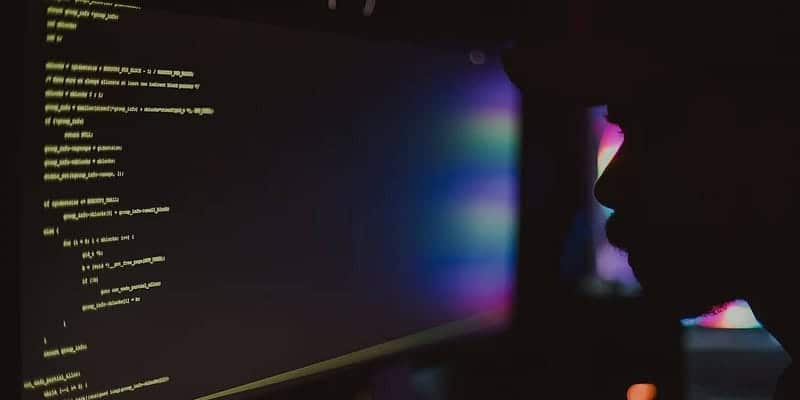 صورة لـ المهارات الأساسية التي يجب أن يمتلكها مُهندس الأوامر النصية | 1eNHbO2fozwer_b7LghdHAg-DzTechs