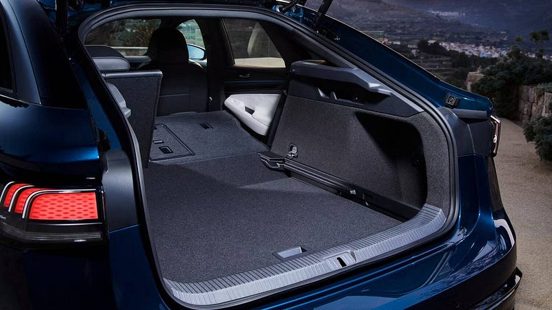 صورة لـ بعض ميزات Volkswagen ID.7 التي تجعلها تتفوق على Tesla بشكل واضح | 1ezxcsxlZyJR4U6Ug4CfXiQ-DzTechs