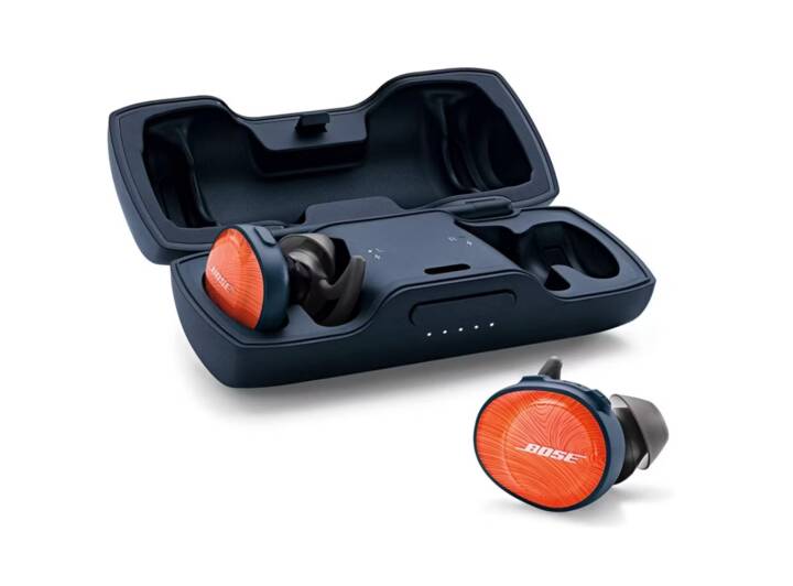 صورة لـ أفضل سماعات الأذن اللاسلكية لمُمارسة الرياضة | bose-soundsport-free-wireless-earbuds-charging-case.avif_