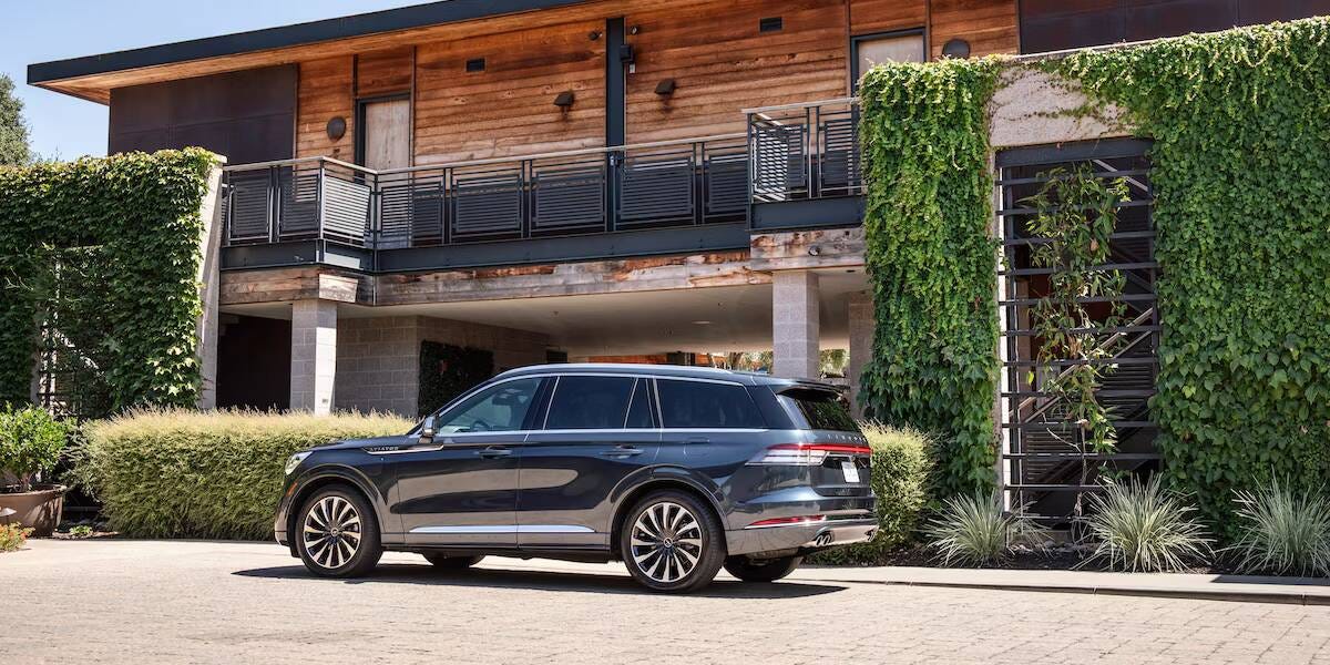 صورة لـ أكثر السيارات الكهربائية الهجينة القابلة للشحن الخارجي مع أقل نطاق كهربائي | 123UH3zRc9GN9MTgwIAwbEQ-DzTechs