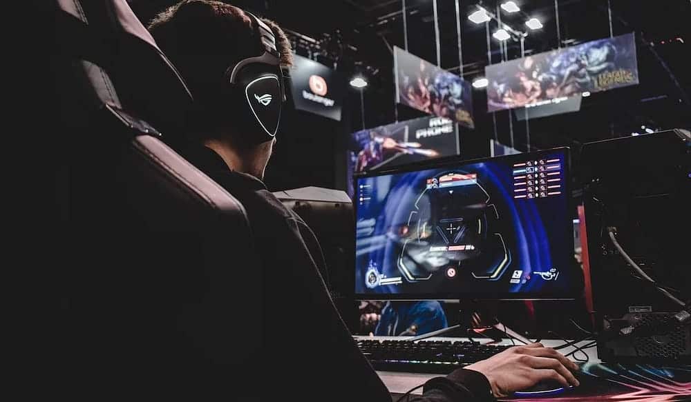 صورة لـ ما هي شبحية الشاشة وكيف يُمكنك إصلاحها؟ | 1JBGOaY-fSECw5ld4IrUFWA-DzTechs