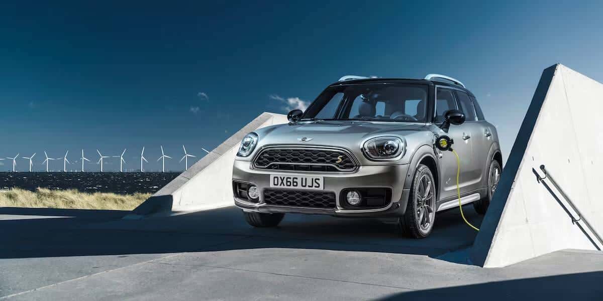 صورة لـ أكثر السيارات الكهربائية الهجينة القابلة للشحن الخارجي مع أقل نطاق كهربائي | 1Xhp5rDcn41mn3CO9fPH-bQ-DzTechs