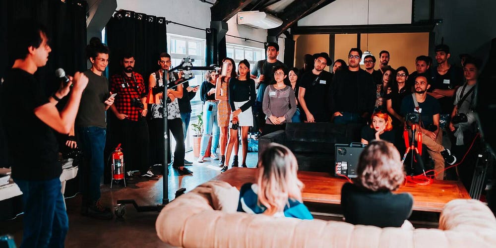 صورة لـ كيف تنتقل من وظيفة تقليدية بدوام كامل إلى عمل مُستقل | 194ABH44e7vYyHuLkNAAEXw-DzTechs