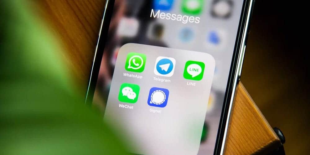 صورة لـ طرق استخدام مُجرمي الإنترنت للذكاء الاصطناعي من أجل الاحتيال العاطفي والرومانسي | 1W2JEvTtLoWmjeGQap6BajA-DzTechs