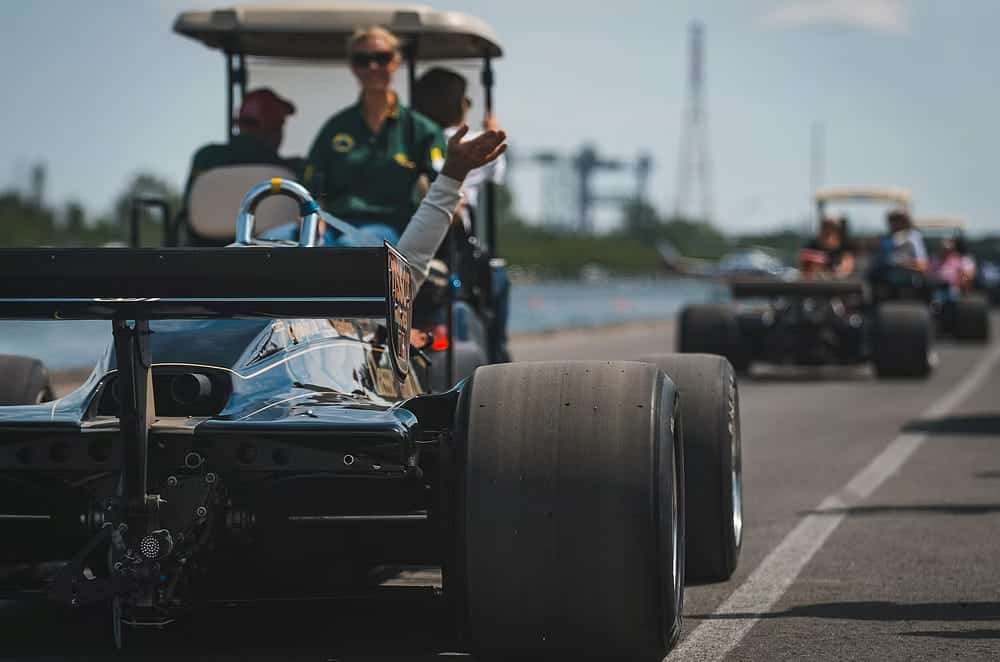 صورة لـ ألعاب مُحاكاة السباقات التي تضعك خلف عجلة القيادة | 1lRcza911o93jaDTQzTr7-w-DzTechs