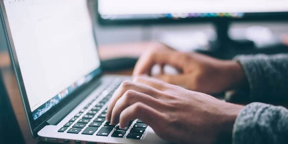 صورة لـ كيفية تحسين صحتك العقلية باستخدام تطبيقات تحرير النصوص | 1MCOqBnwDEx-D6TKGyeRkQg-DzTechs