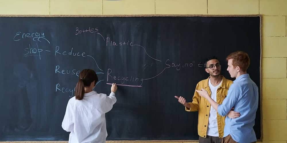 صورة لـ نصائح لاستضافة ندوة عبر الإنترنت بنجاح ونيل إعجاب الحضور | 1Sv8bpE1mnUxOuGZP7BDvPA-DzTechs