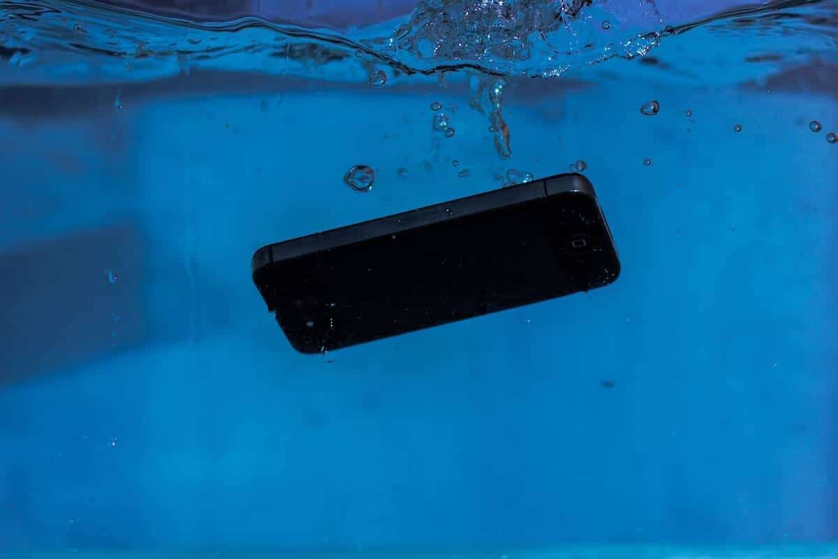 صورة لـ مُمارسات ونصائح لإطالة عمر الـ iPhone الخاص بك | 1Vc57hOC038gow11k9YHCBw-DzTechs