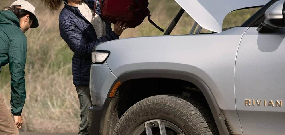 صورة لـ الميزات التي تجعل من Rivian R1T السيارة الكهربائية المثالية لأي مغامرة جبلية | 1mSZp6P4M1U3IaBa19nG8CQ-DzTechs