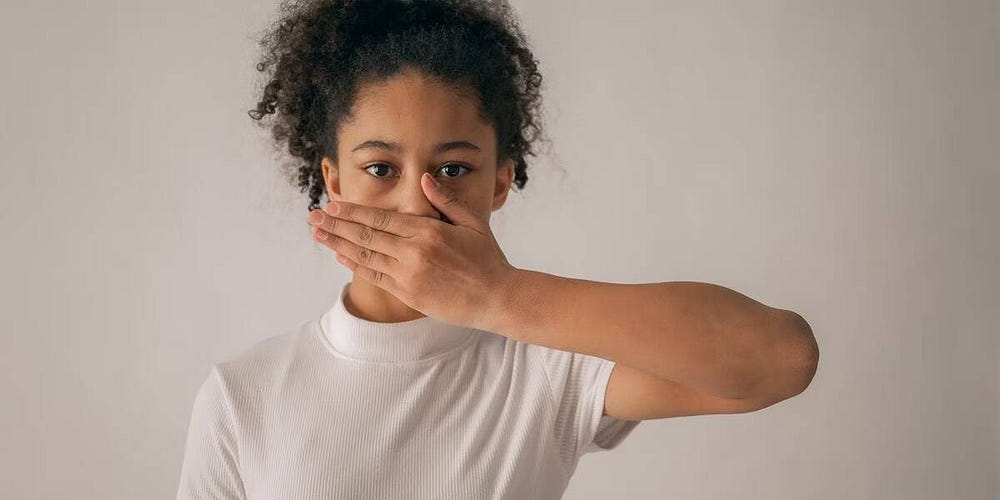 صورة لـ ما الذي قد يُؤدي إلى حظرك على Twitch؟ دليل شامل للسلوكيات التي يجب تجنبها | 10j77D7qlyPg0bdhM_IXDjg-DzTechs