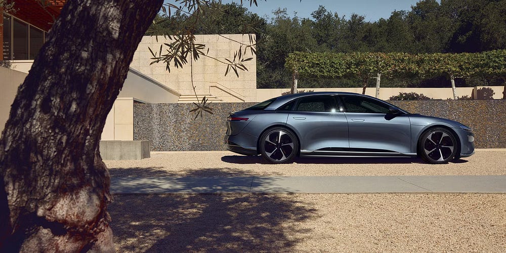 صورة لـ مُقارنة Lucid Air مع Tesla Model S: تحليل شامل لأفضل سيارة كهربائية فاخرة | 1CfyuXeeGaWqQcbz9vRdyjA-DzTechs