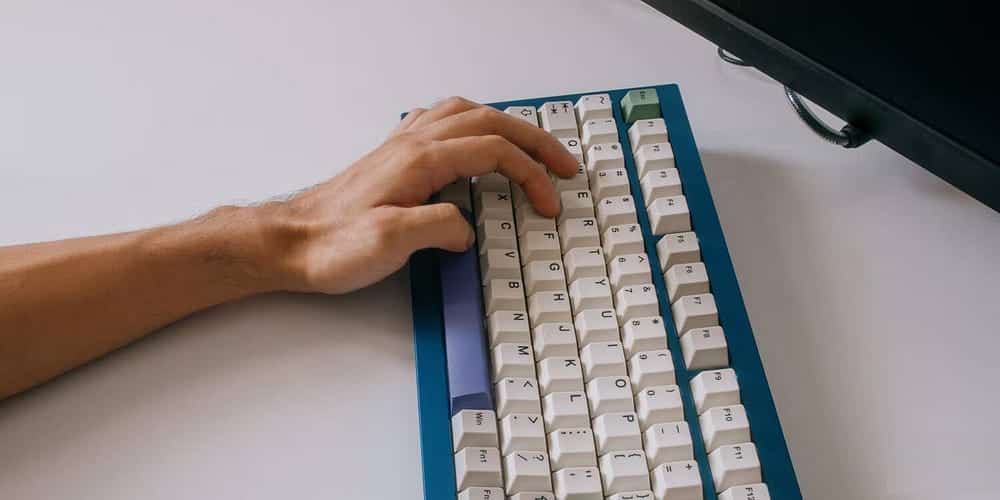 صورة لـ نصائح لتجنب الإجهاد وتخفيف الألم أثناء الكتابة على لوحة المفاتيح | 1GN5WMPTbLbOprwHZjb51rw-DzTechs