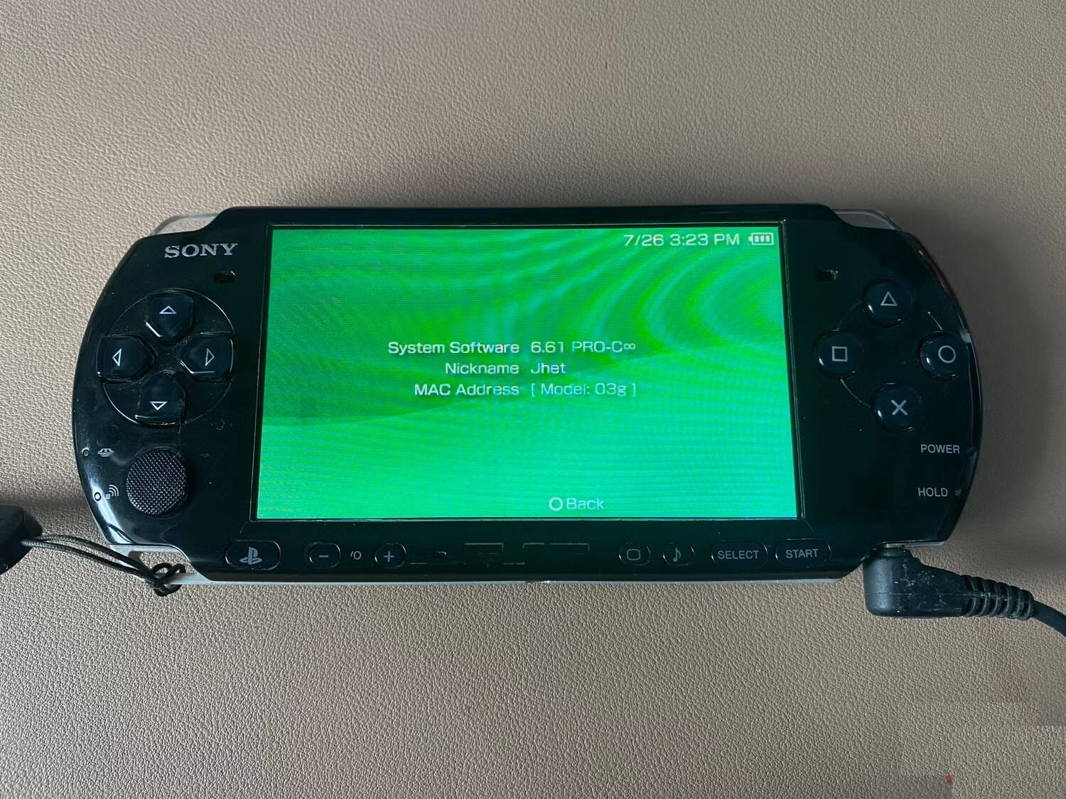 صورة لـ كيفية تحويل PSP إلى محاكي لتشغيل ألعاب Game Boy | 1Hrfsa0zsgaybpF5k-AMbZA-DzTechs