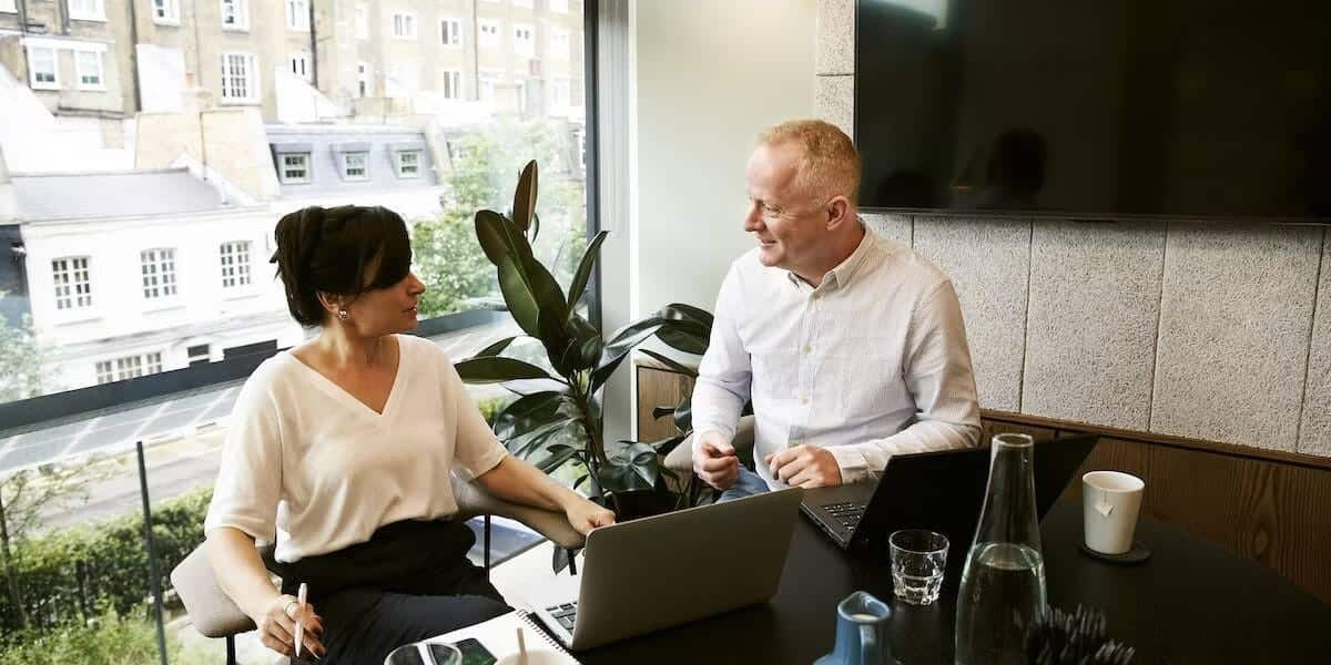 صورة لـ أفضل المسارات الوظيفية المُتعلقة بتحسين مُحركات البحث (SEO) | 1SQR5sMfDcnp6iAbxjrarKg-DzTechs