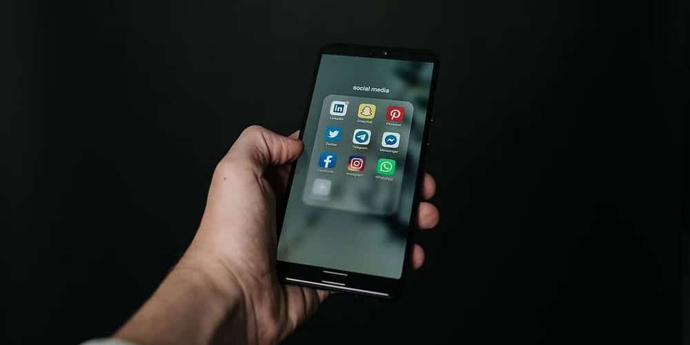 صورة لـ استثمار الذكاء الاصطناعي في عالم التصوير: دليل المُصورين لتحسين لقطاتهم | 1_1Thob8VgWLhhAGkNk_sFUuA-DzTechs