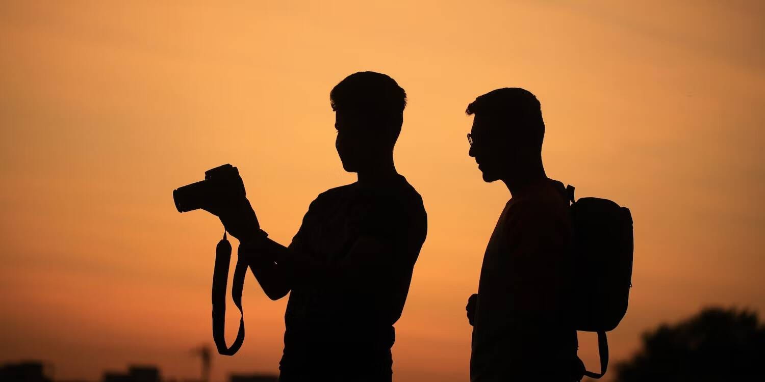 صورة لـ نصائح لتكون أقل تدخلاً في التصوير الفوتوغرافي للشوارع ودون لفت الإنتباه | 1a9OTIr2gfgyjYDmYgxBhlw-DzTechs