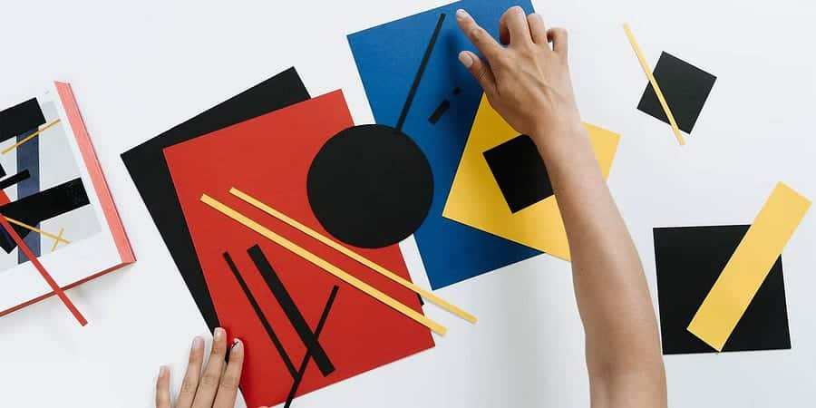 صورة لـ التكوين في التصميم الجرافيكي: القواعد الذهبية التي يجب أن يعرفها كل مُصمم | 1nLLi9vHCGw28dFFWGcrWyw-DzTechs