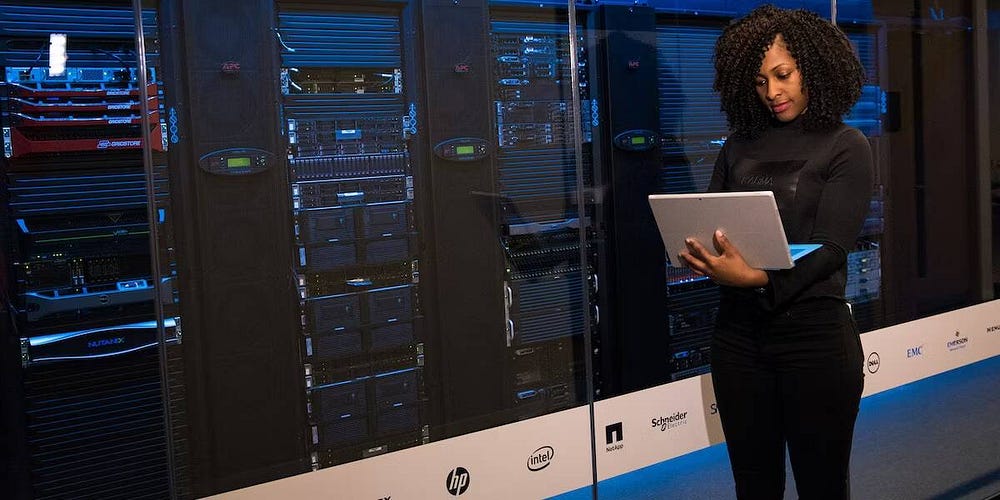 صورة لـ استكشاف أفضل وظائف التكنولوجيا في الجيش: فرص مهنية حديثة ومُثيرة | 1m545jl-yJcRmUFw9BchaNw-DzTechs