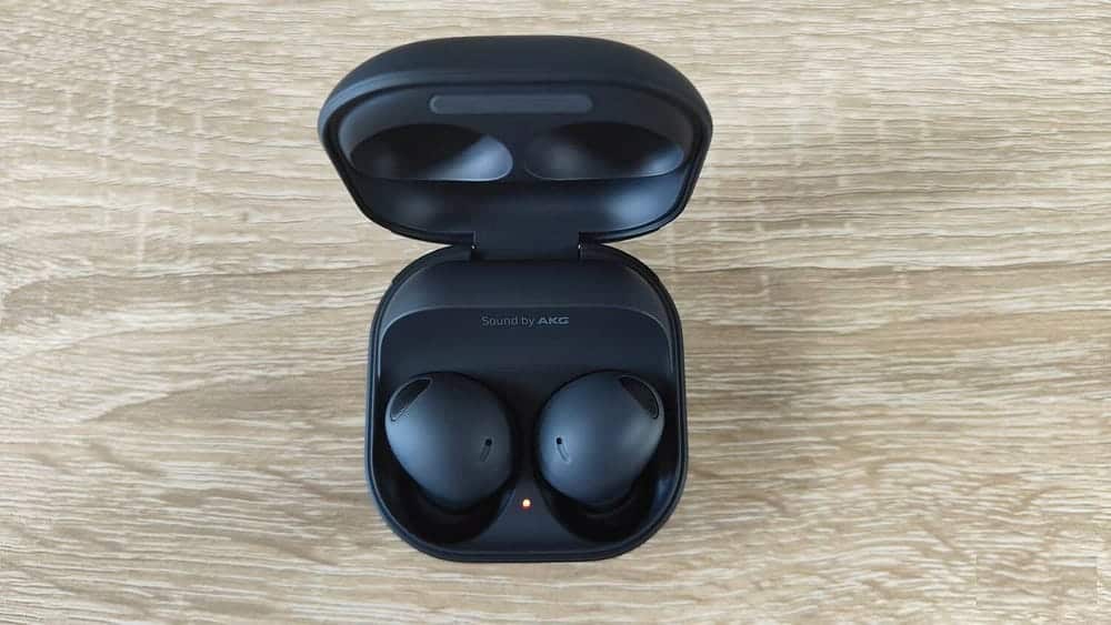 صورة لـ مُقارنة بين AirPods Pro 2 و Galaxy Buds2 Pro: اكتشف أفضل سماعة لاسلكية مُناسبة لك | 1ZJNZ06PBqtnDYvZbG21wDQ-DzTechs