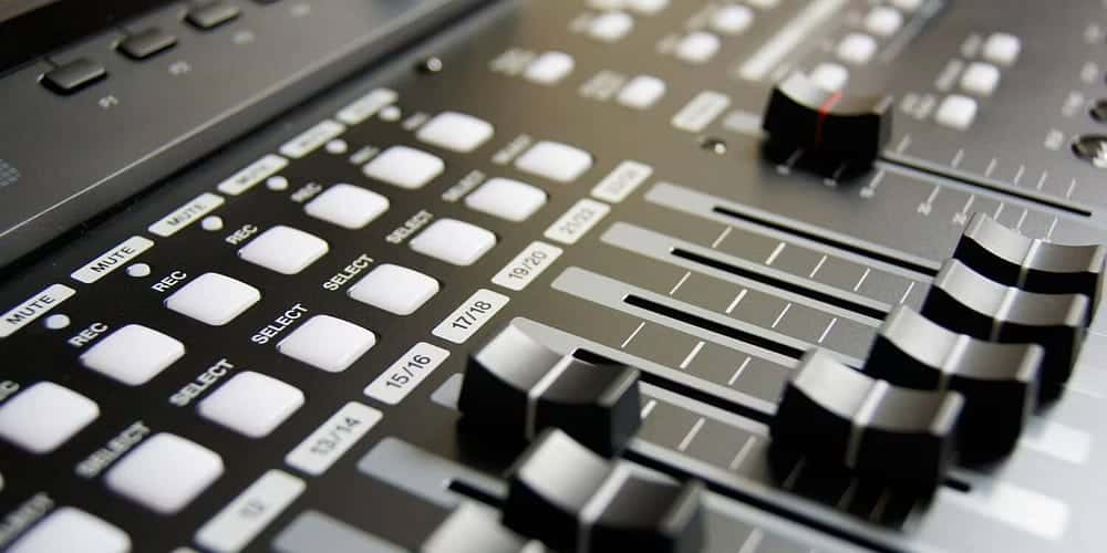 صورة لـ تحسين جودة إنتاج الموسيقى من خلال استخدام المُمارسات المُثلى بدلاً من تقنيات الإنتاج المُعتادة | 1ZRT1gk7LM2NCwTPpkmkvCQ-DzTechs